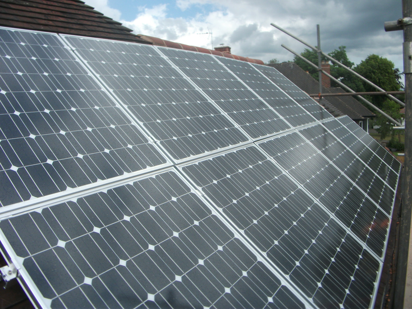 2.2kWp Solar PV System: Solihull